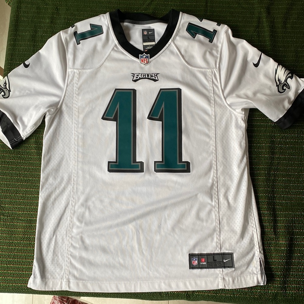 Authentic NFL Eagles Carson Wentz Jersey